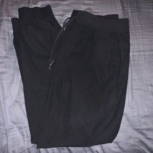 Men’s lulu lemon joggers.
